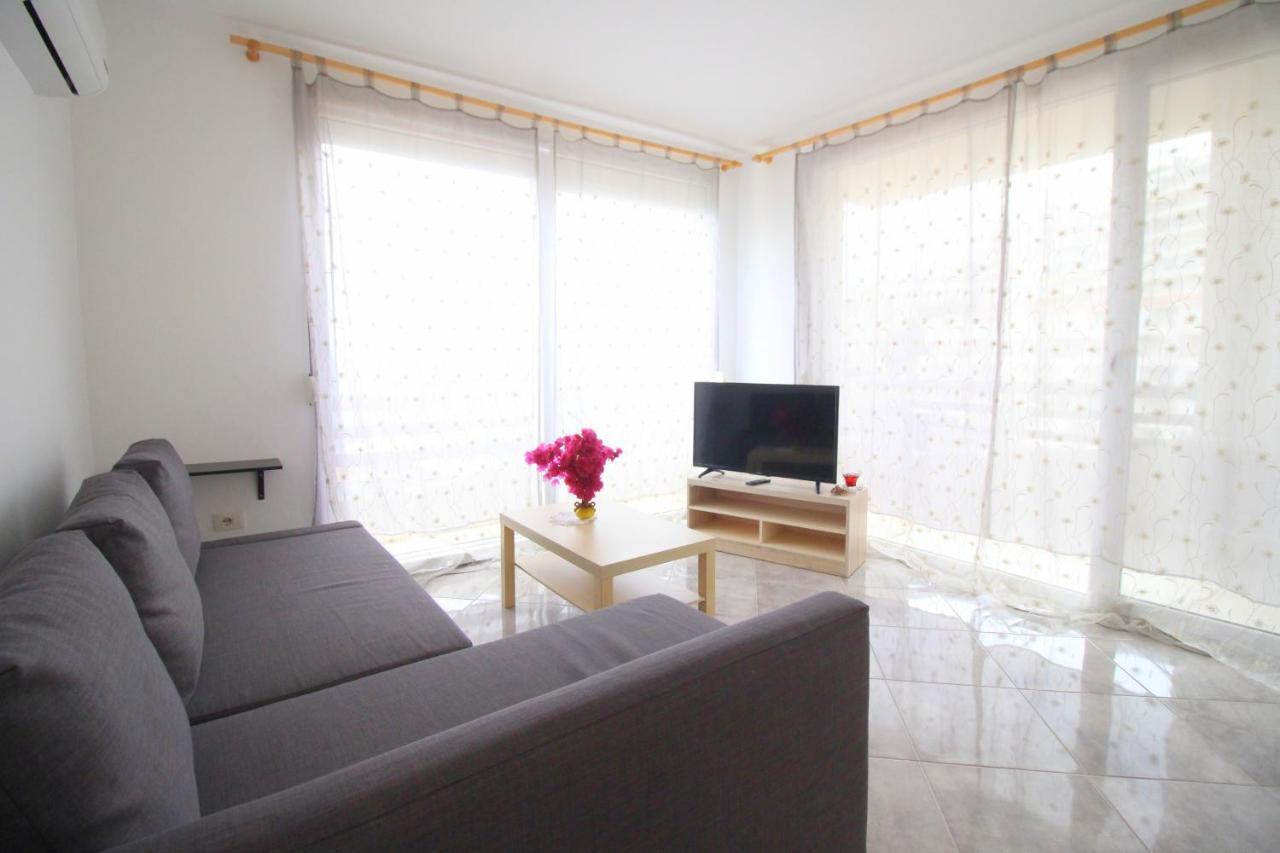 The Bay Apartments Sarandë Exteriör bild