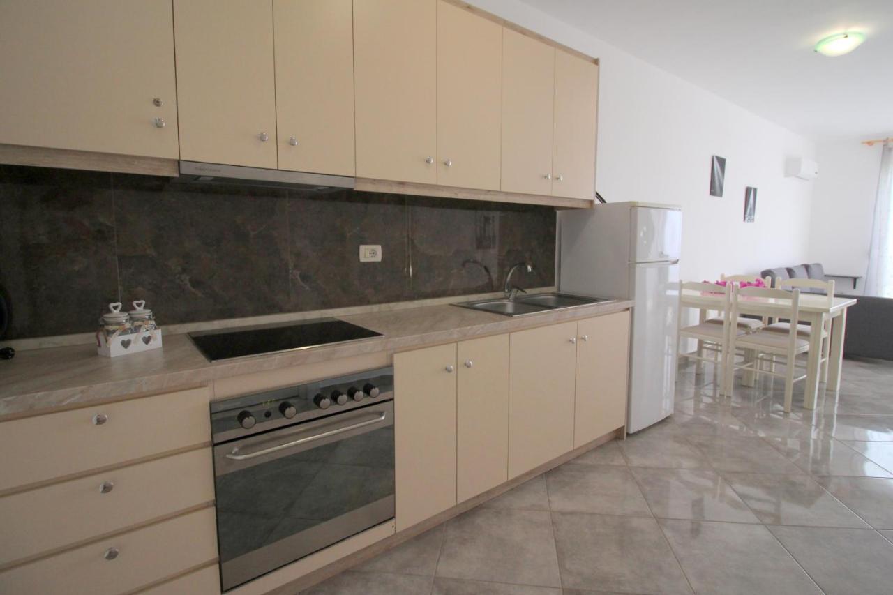 The Bay Apartments Sarandë Exteriör bild