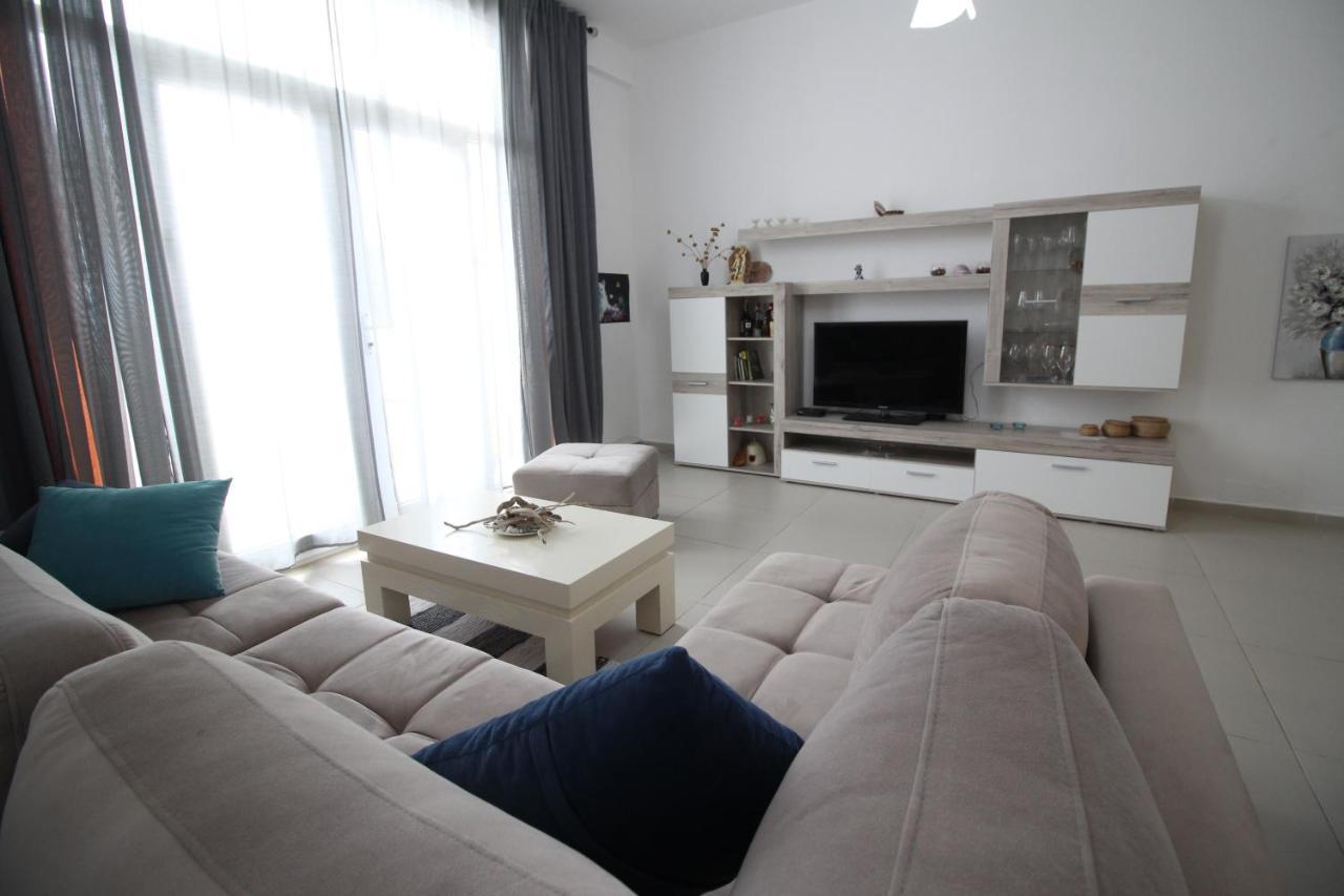 The Bay Apartments Sarandë Exteriör bild